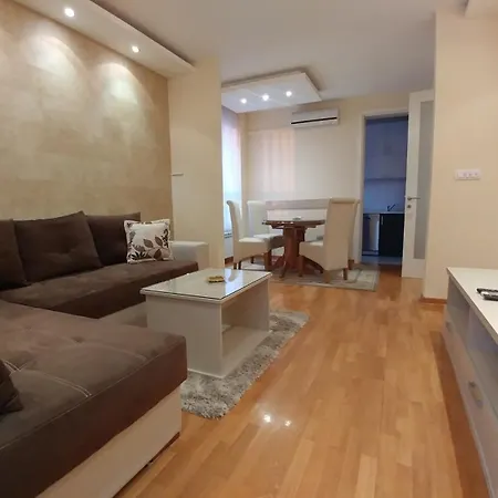 Delta Belville Apartment Belgrade