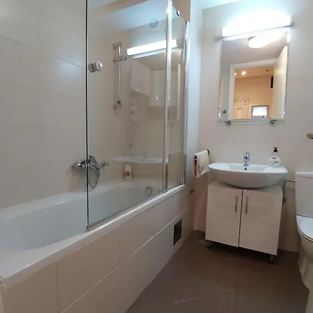 Delta Belville Апартаменты *