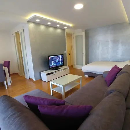 Delta Belville Апартаменты Белград